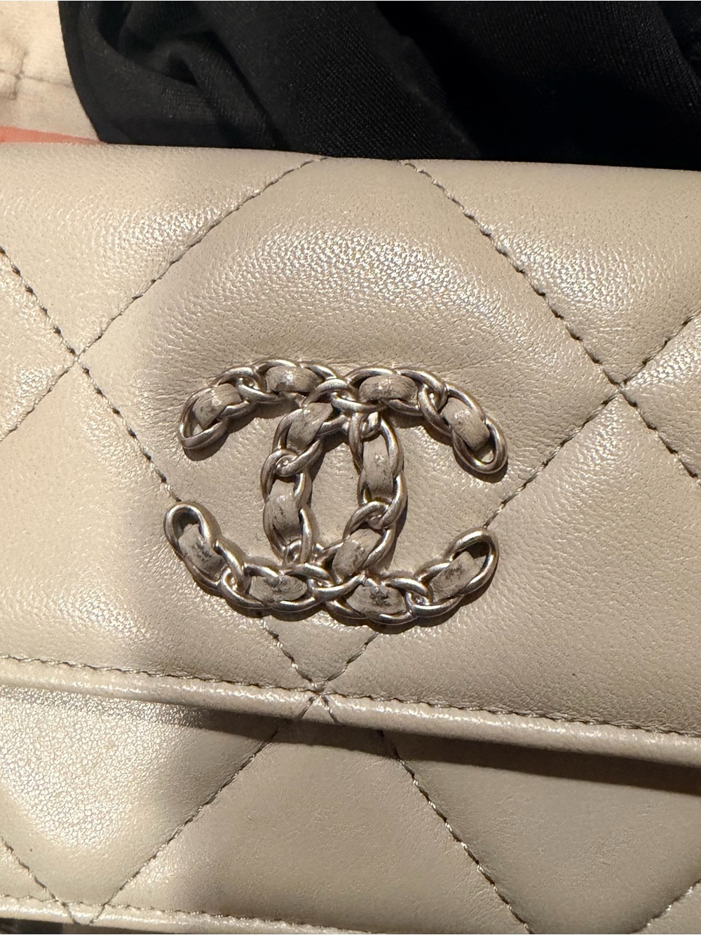 CHANEL Mini Quilted Flap Bag in Cream with Silver Hardware - Picture 7 of 7